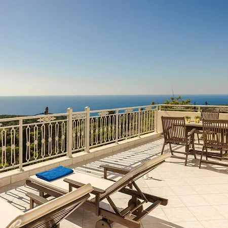 Belle View - Sea View & Sunset 4* Manganos